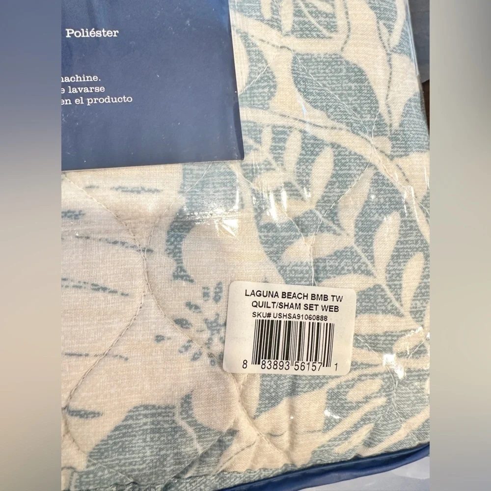 Tommy Bahama Laguna Beach Twin Quilt Set in Blue and White  - NWT